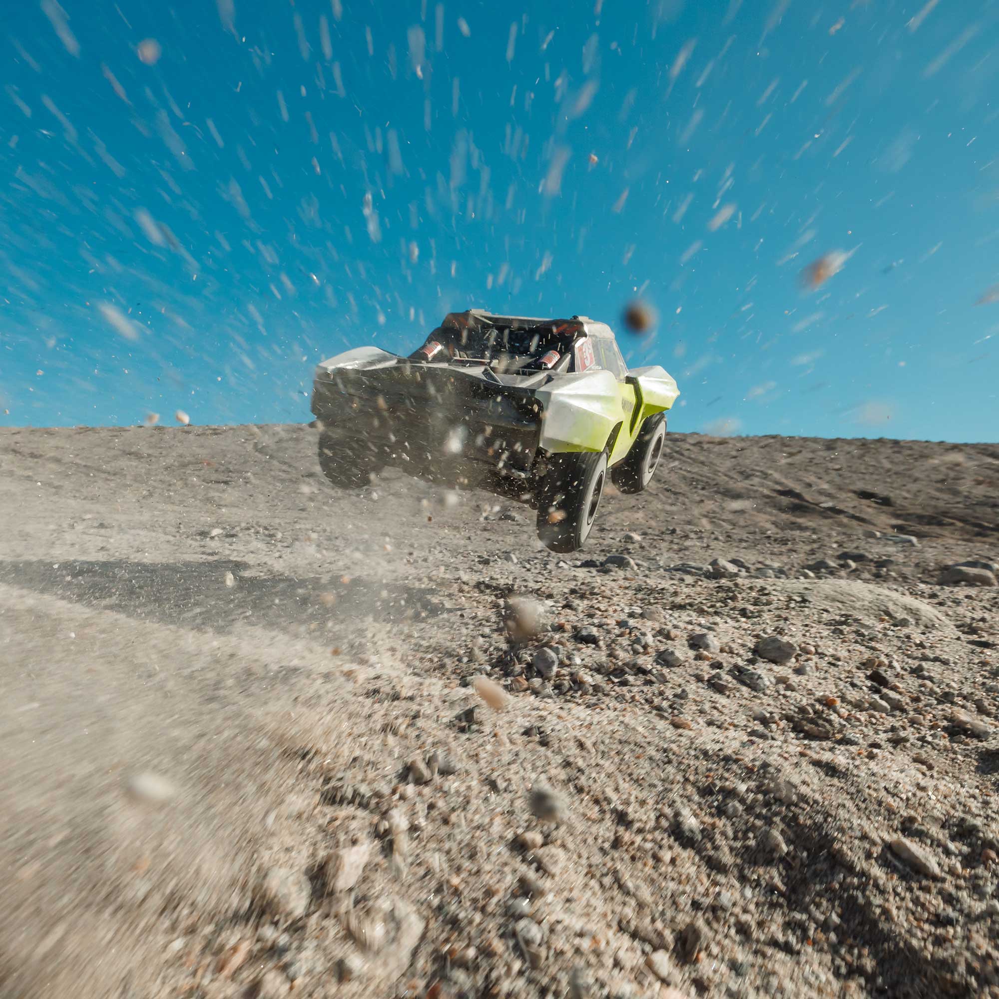 ARRMA official Senton 223S DSC 4X4 recreational product photograph 2